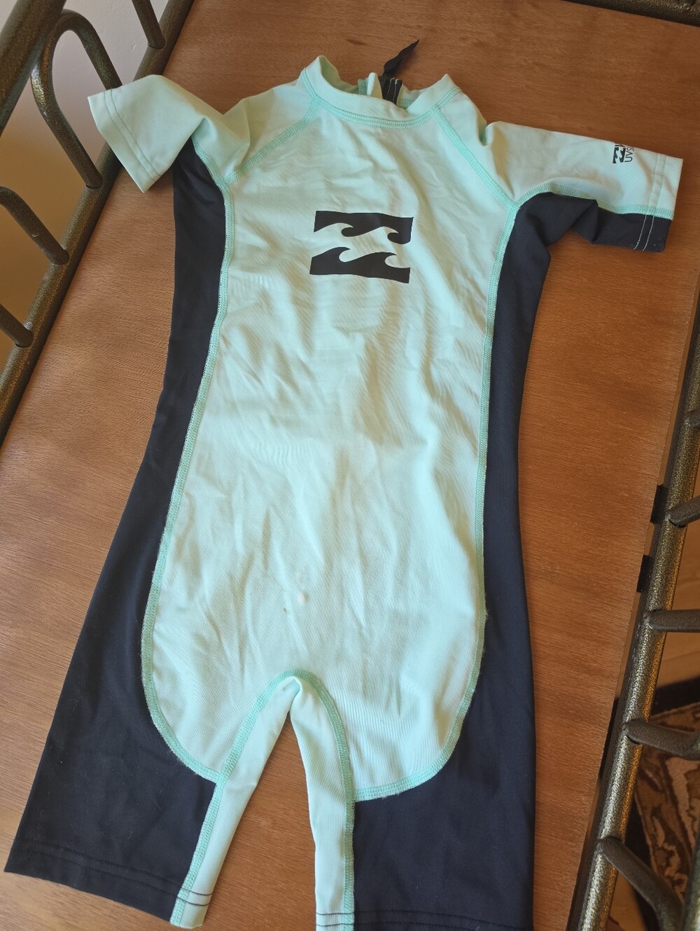 Billabong Kids Mint & Black Short-Sleeve Rashguard One-Piece Size 4